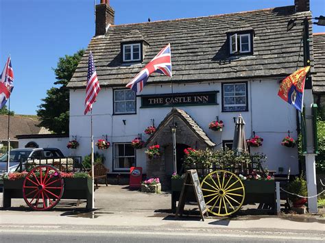 corfe castle pub accommodation.